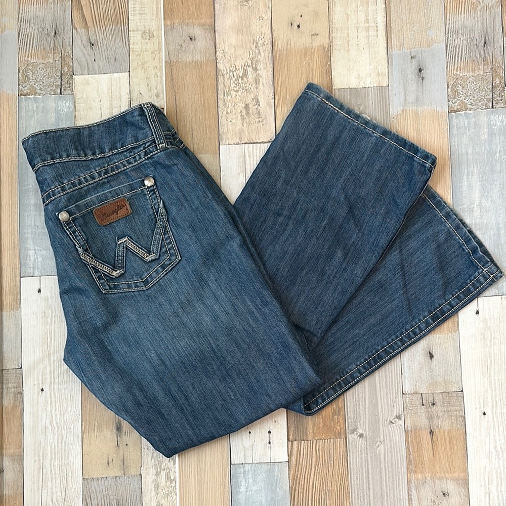Wrangler Vintage Blue Jeans, size 8 women's, Vintage Y2K True Boot Cut
